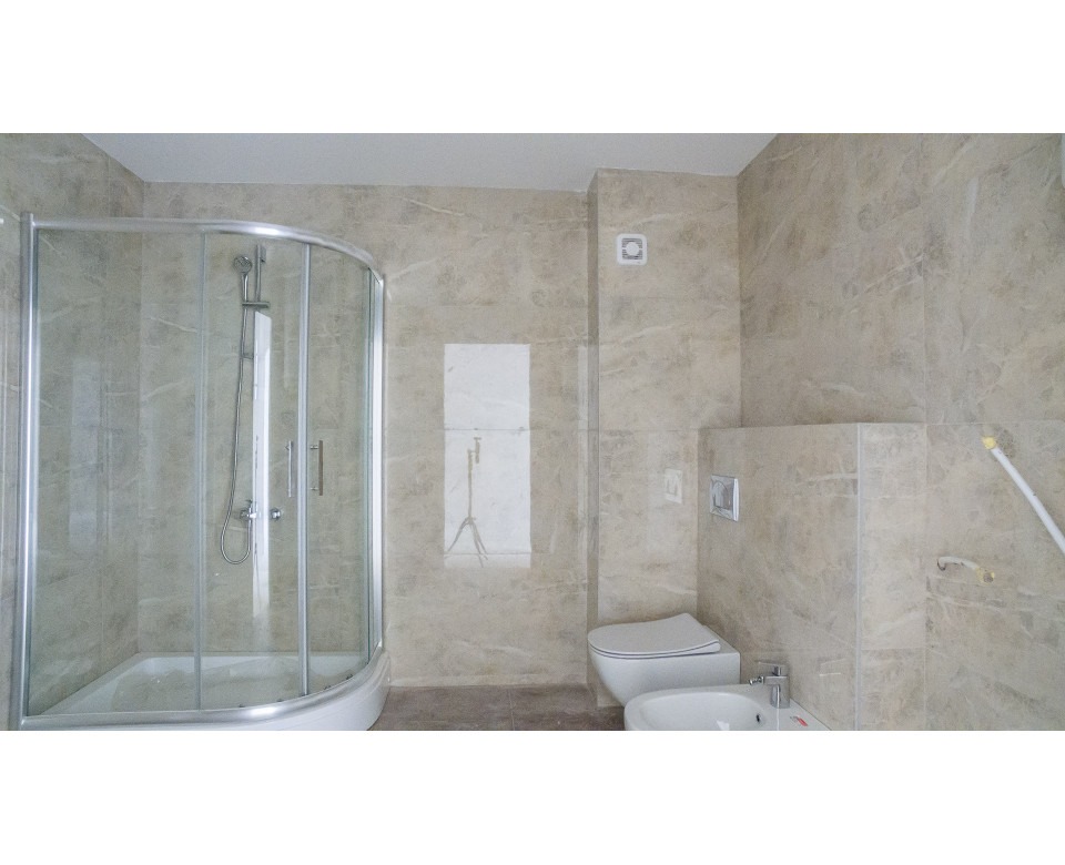 Novogradnja Autokomanda, Savski venac - Mokranjčeva 7