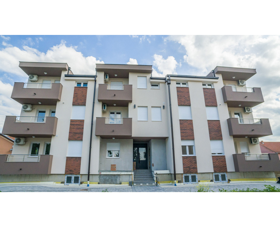 Novogradnja Zemun - Nova zgrada u ulici Lugarska bb - Beograd