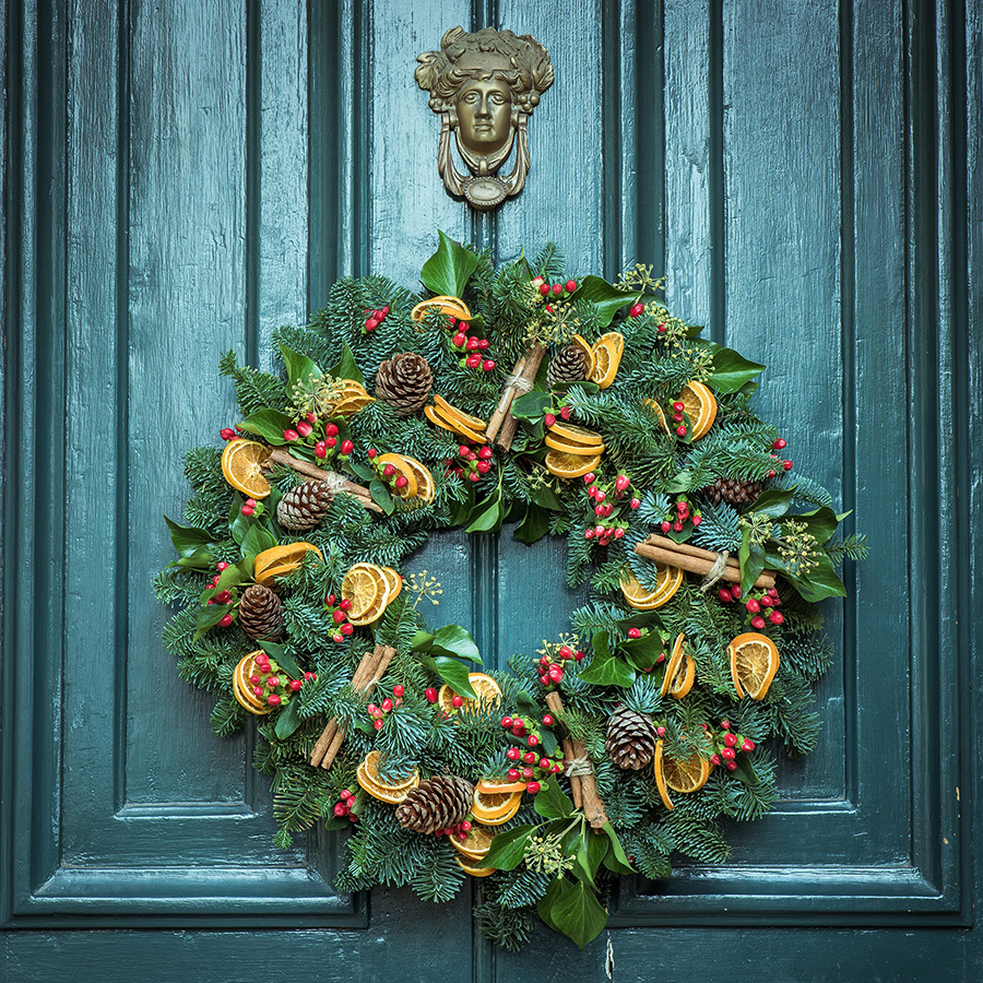 A different way to decorate your home for Christmas - wreath