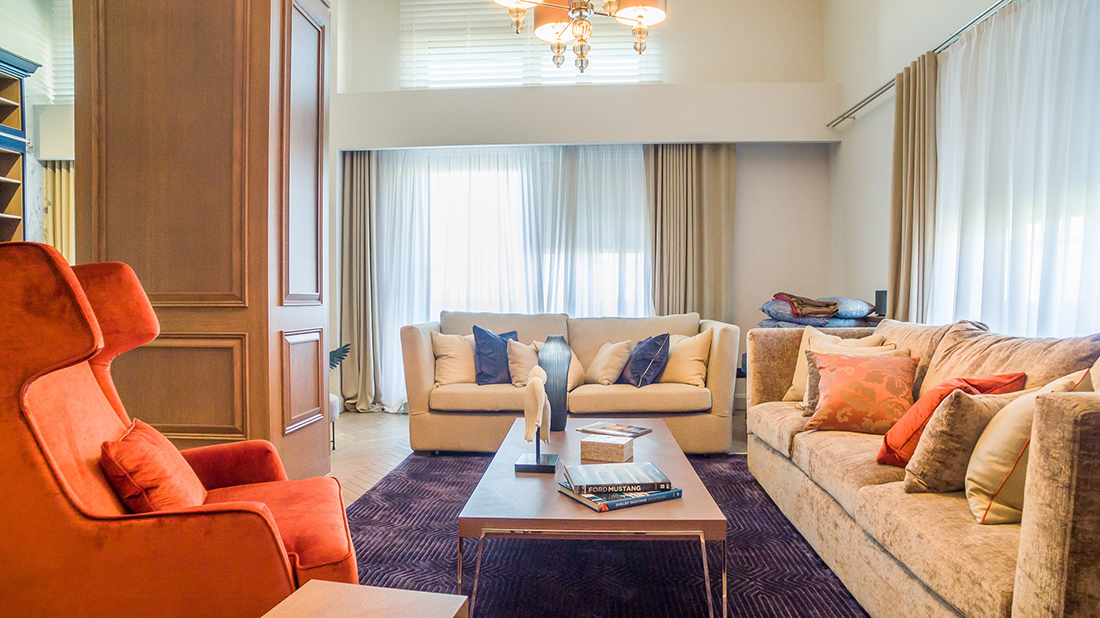 Moderan namešten stan na prodaju