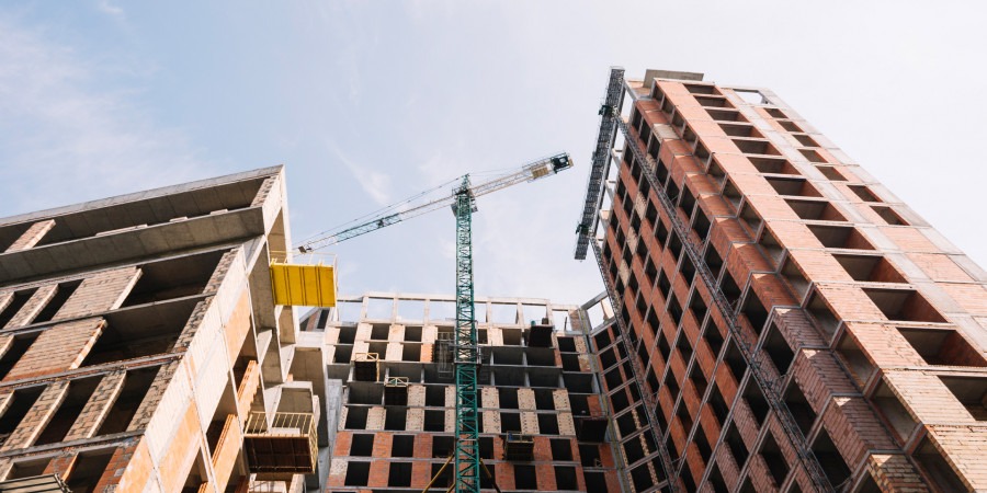 How to protect yourself if the investor is late in construction?